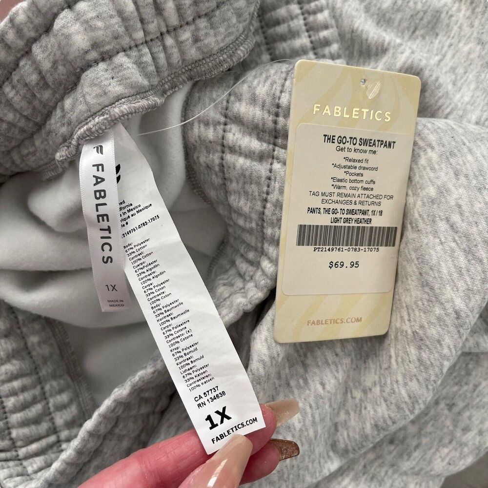 Fabletics Plus 1X Go To Sweatpants Light Heather Gray Pockets NWT Jogger - Picture 2 of 9